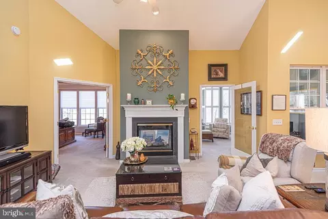 Living - 10 Cambridge Pl, Ocean Pines, MD 21811 photo 3 of 4