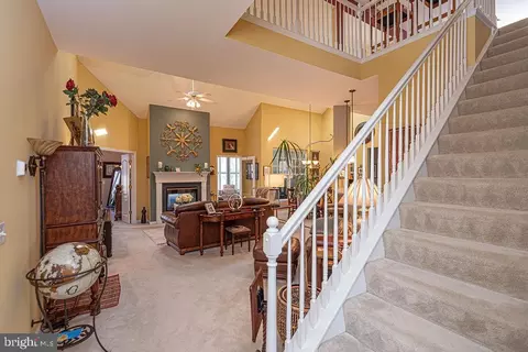 Entry Way - 10 Cambridge Pl, Ocean Pines, MD 21811 photo 6 of 23