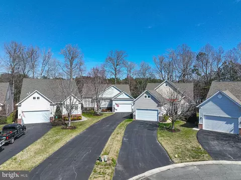 View/Area - 10 Cambridge Pl, Ocean Pines, MD 21811 photo 2 of 5