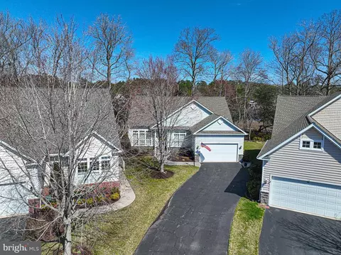 View/Area - 10 Cambridge Pl, Ocean Pines, MD 21811 photo 3 of 5