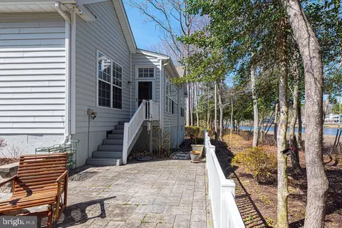 Exterior - 10 Cambridge Pl, Ocean Pines, MD 21811 photo 7 of 11