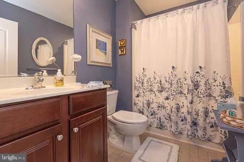 Bath - 10 Cambridge Pl, Ocean Pines, MD 21811 photo 7 of 9