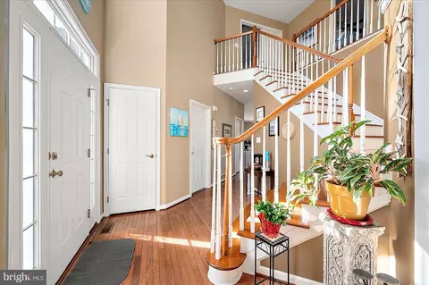 Entry Way - 317 Powell Cir, Berlin, MD 21811 photo 4 of 11
