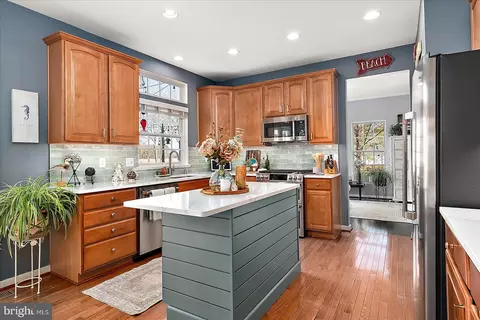Kitchen - 317 Powell Cir, Berlin, MD 21811 photo 4 of 11