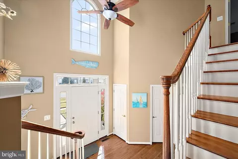 Entry Way - 317 Powell Cir, Berlin, MD 21811 photo 5 of 11