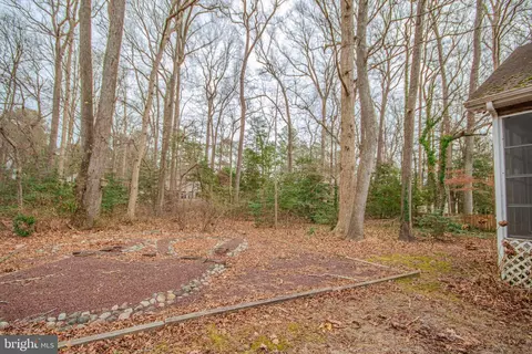 Exterior - 18 Southwind Ct, Ocean Pines, MD 21811 photo 6 of 9