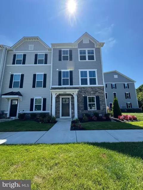 12223 Wildlife Dr #201, Berlin, MD 21811