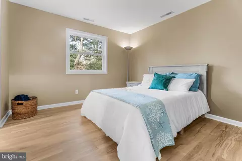 Bedroom - 26 Castle Dr, Ocean Pines, MD 21811 photo 10 of 13