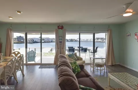195 Pine Tree Rd, Ocean City, MD 21842