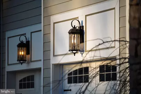 Exterior - 9515 Harbor Lights Dr, Berlin, MD 21811 photo 17 of 20