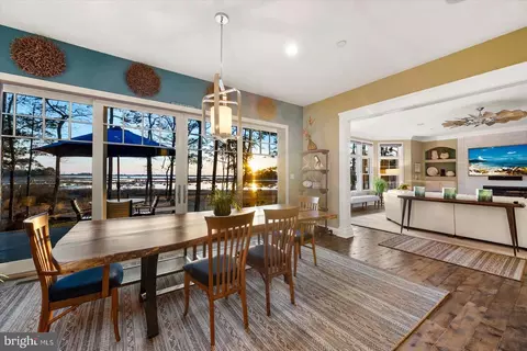 Dining - 9515 Harbor Lights Dr, Berlin, MD 21811 photo 5 of 8