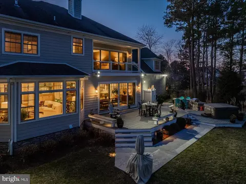 Exterior - 9515 Harbor Lights Dr, Berlin, MD 21811 photo 13 of 20