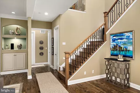 Entry Way - 9515 Harbor Lights Dr, Berlin, MD 21811 photo 8 of 28