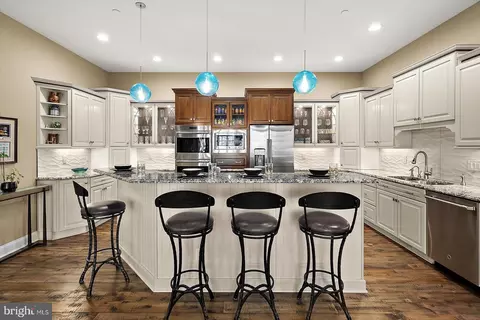 Kitchen - 9515 Harbor Lights Dr, Berlin, MD 21811 photo 3 of 11
