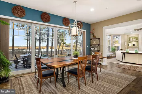 Dining - 9515 Harbor Lights Dr, Berlin, MD 21811 photo 2 of 8