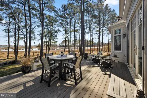 Exterior - 9515 Harbor Lights Dr, Berlin, MD 21811 photo 8 of 20