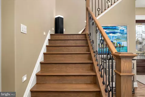 Entry Way - 9515 Harbor Lights Dr, Berlin, MD 21811 photo 7 of 28