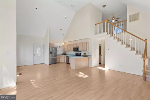 Living - 2 Waters Edge Ct, Ocean Pines, MD 21811 photo 2 of 4