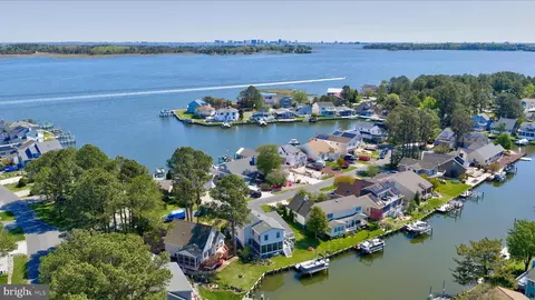 View/Area - 2 Waters Edge Ct, Ocean Pines, MD 21811 photo 11 of 12