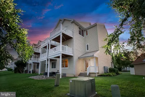9823 Golf Course Rd #16, Ocean City, MD 21842