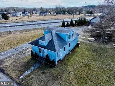 128 Branch St, Berlin, MD 21811 photo 3