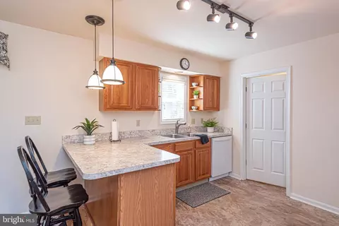Kitchen - 130 Boston, Ocean Pines, MD 21811 photo 2 of 7