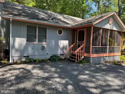 17 Lord Guy Ter, Ocean Pines, MD 21811