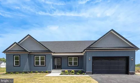 83 King Richard Rd, Berlin, MD 21811