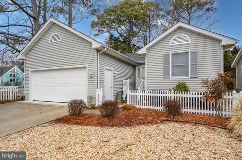 208 138th St, Ocean City, MD 21842