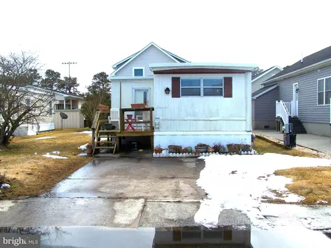 109 Sea Breeze Dr, Ocean City, MD 21842