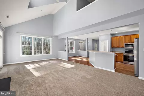 Living - 102 Hingham Ln #27, Ocean Pines, MD 21811 photo 3 of 5