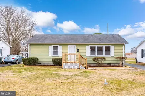 106 Schoolfield St, Berlin, MD 21811