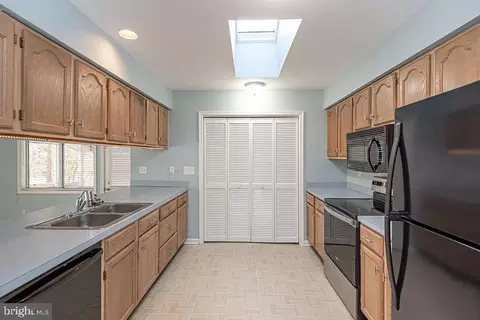 Kitchen - 139 Camelot Cir, Ocean Pines, MD 21811 photo 1 of 3