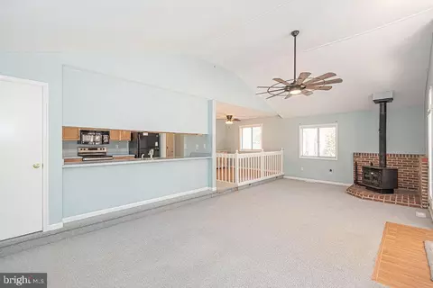 Living - 139 Camelot Cir, Ocean Pines, MD 21811 photo 5 of 9