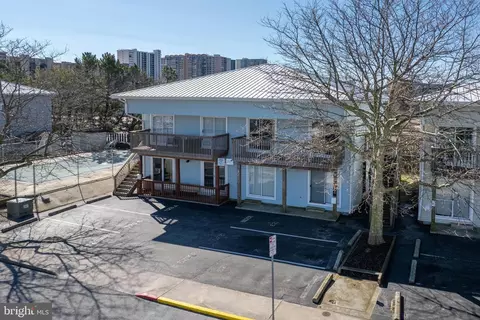 123 Jamestown Rd #D, Ocean City, MD 21842