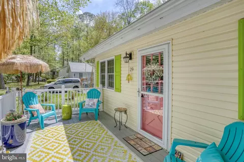 Exterior - 29 Saint Martins Ln, Ocean Pines, MD 21811 photo 6 of 21