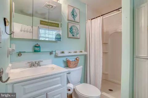 Bath - 29 Saint Martins Ln, Ocean Pines, MD 21811 photo 1 of 2