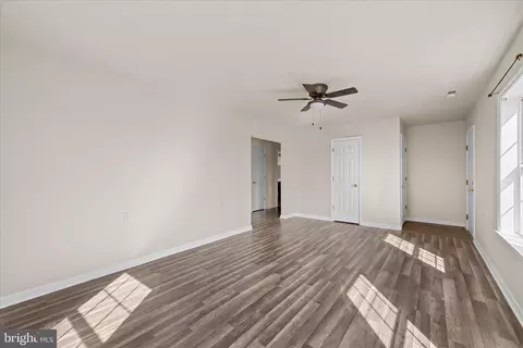 Living - 203 Branch St, Berlin, MD 21811 photo 3 of 6