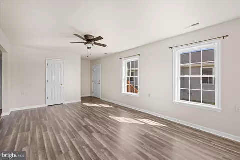 Living - 203 Branch St, Berlin, MD 21811 photo 4 of 6