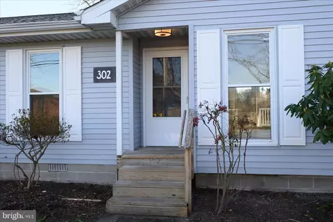 Exterior - 302 Franklin Ave, Berlin, MD 21811 photo 3 of 9