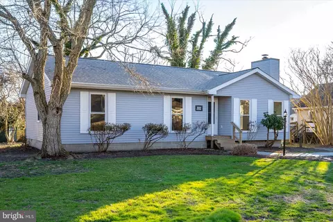 Exterior - 302 Franklin Ave, Berlin, MD 21811 photo 2 of 9