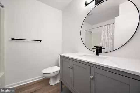 Bath - 302 Franklin Ave, Berlin, MD 21811 photo 2 of 3
