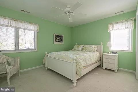 Bedroom - 6 Sundial Cir, Ocean Pines, MD 21811 photo 9 of 10