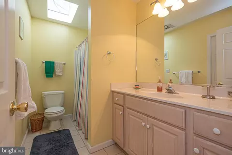 Bath - 6 Sundial Cir, Ocean Pines, MD 21811 photo 4 of 6