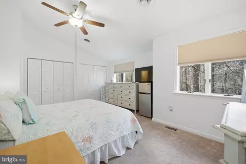 Bedroom - 82 Sandyhook Rd, Berlin, MD 21811 photo 5 of 7