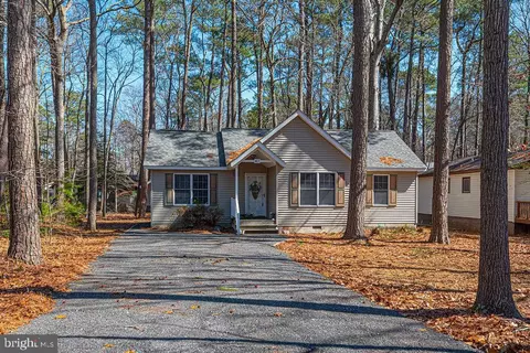 47 Falcon Bridge Rd, Ocean Pines, MD 21811