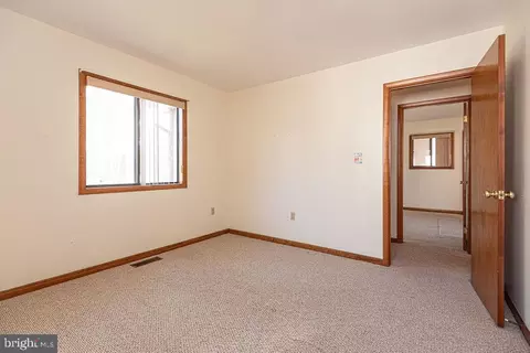 Bedroom - 13 Drawbridge Rd, Ocean Pines, MD 21811 photo 4 of 6
