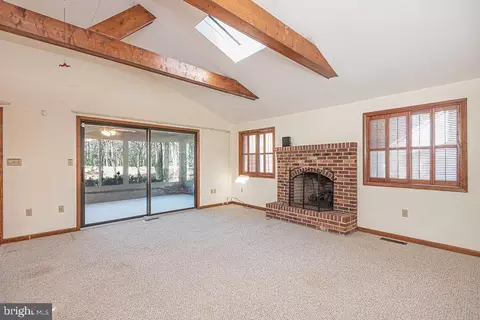 Living - 13 Drawbridge Rd, Ocean Pines, MD 21811 photo 5 of 5