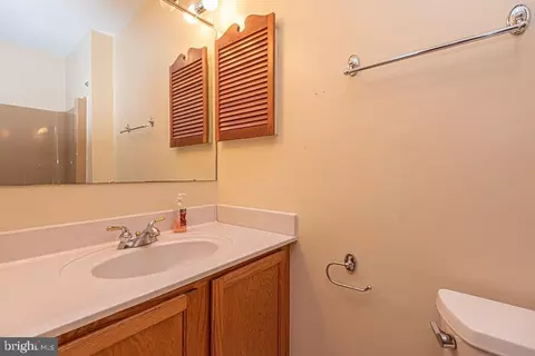 Bath - 13 Drawbridge Rd, Ocean Pines, MD 21811 photo 2 of 4