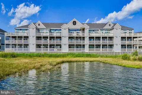 205 125th St #331H, Ocean City, MD 21842